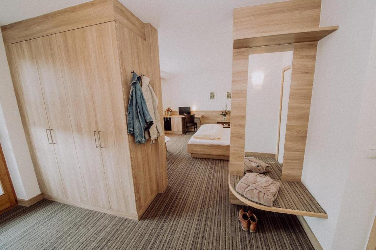 Hotel Haus Maria Bad Füssing Zewnętrze zdjęcie